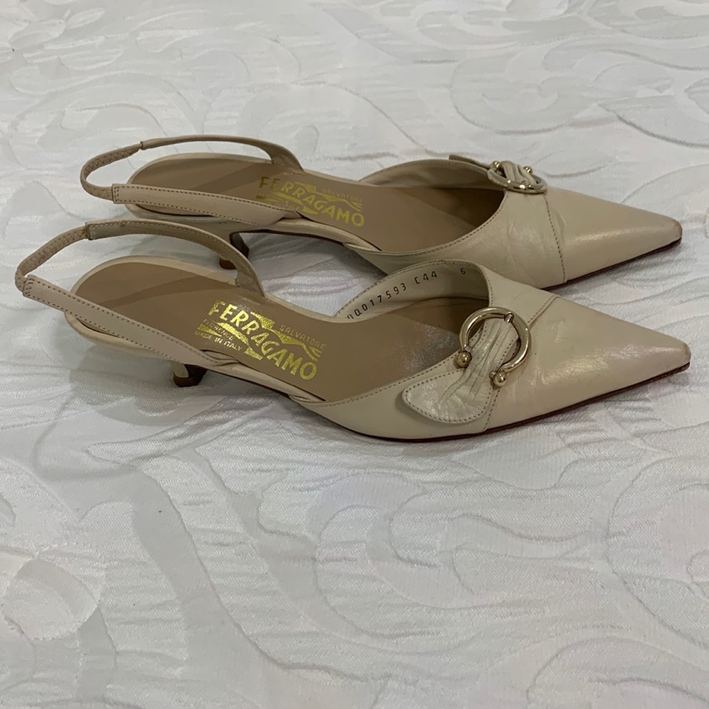 Salvatore Ferragamo women’s shoes size 6